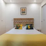 Charming Apartment In Bairro Alto By Lovelystay